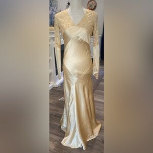 Antique 1920s Bridal Gown